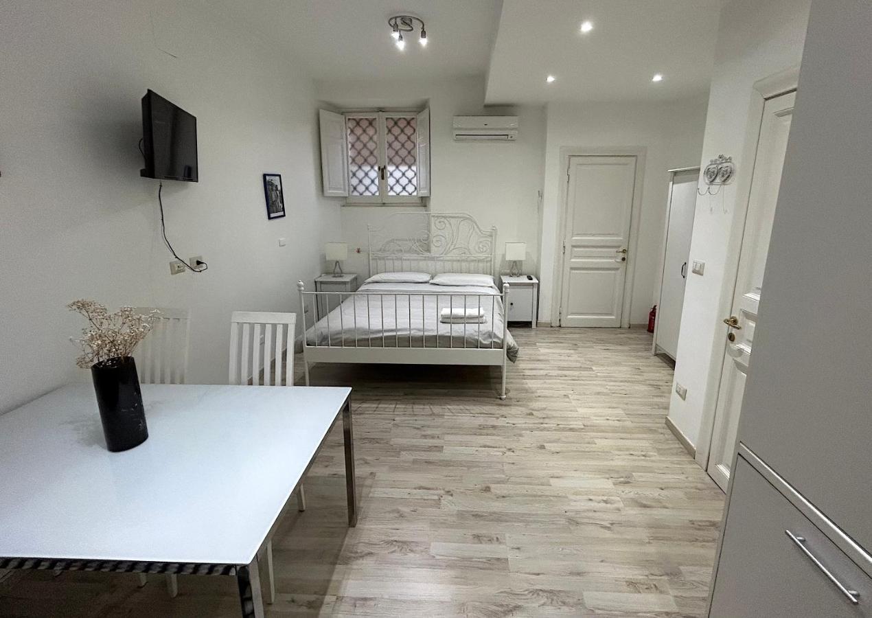 Urbe - Delizioso Quartiere Coppede * Rom